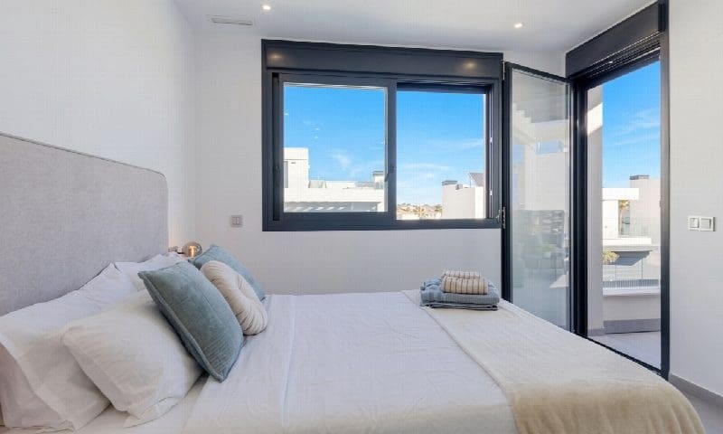 3 quarto Moradia para venda em Algorfa com piscina garagem - 539 000 € (Ref: 10051229)
