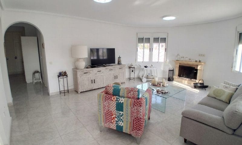 5 bedroom Villa for sale in Rojales with pool - € 539,995 (Ref: 10051230)