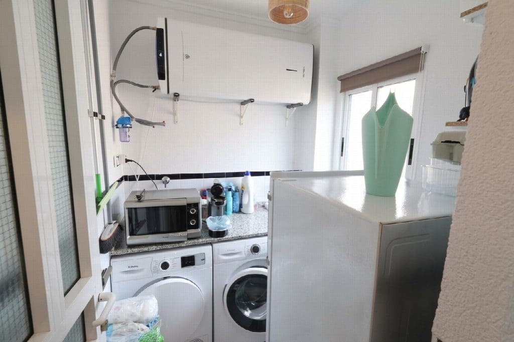5 slaapkamer Villa te koop in San Miguel de Salinas met zwembad garage - € 385.000 (Ref: 10051234)