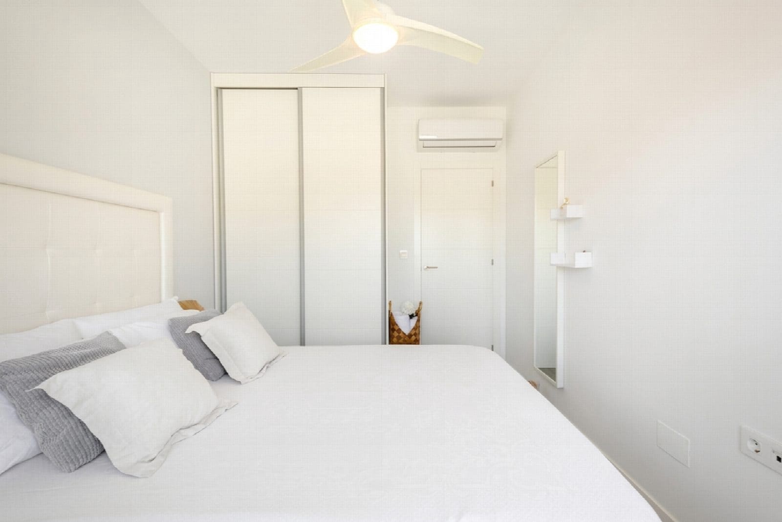 4 chambre Bungalow à vendre à Pilar de la Horadada - 597 800 € (Ref: 10051235)