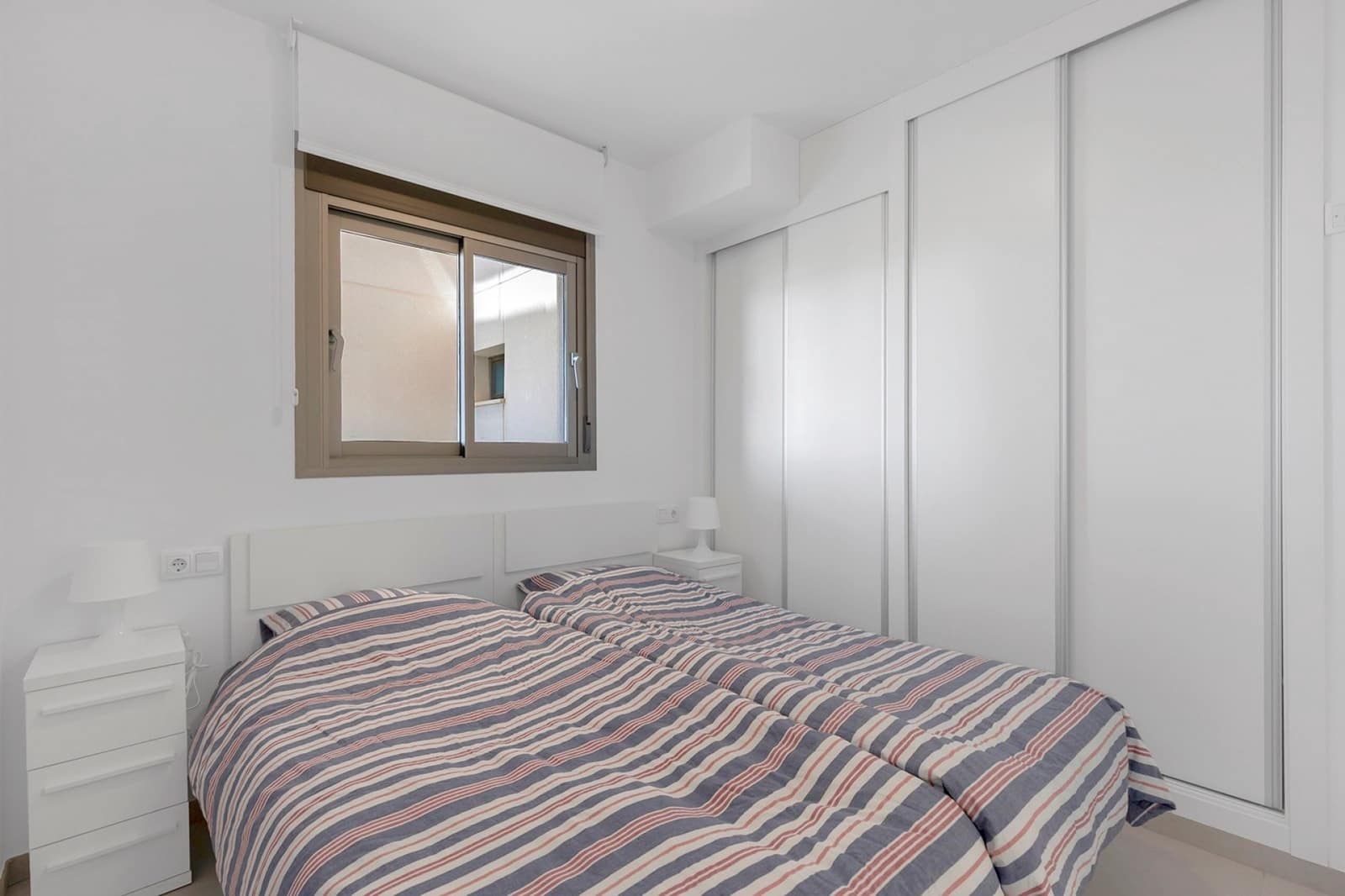 Apartamento de 2 habitaciones en Orihuela en venta con piscina garaje - 275.000 € (Ref: 10051250)