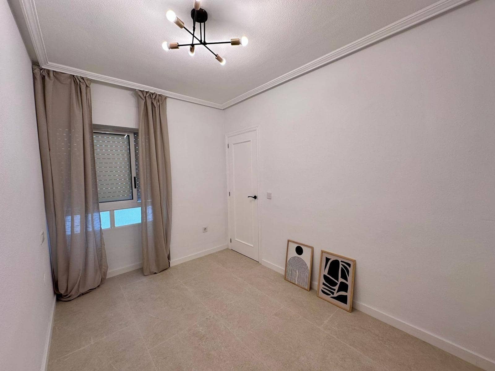 2 quarto Apartamento de Praia para venda em Torrevieja - 189 900 € (Ref: 10051256)