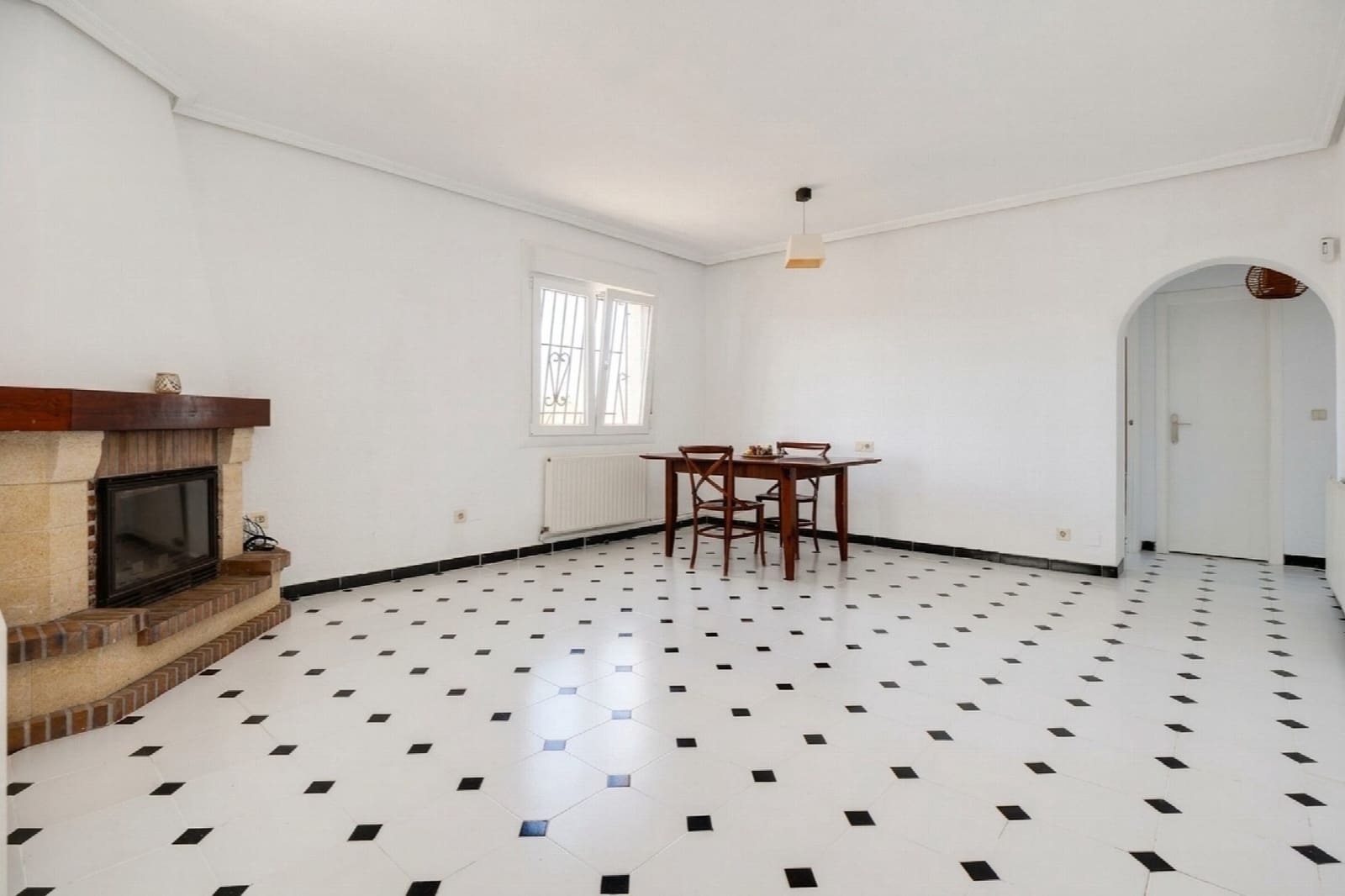 3 quarto Moradia Geminada para venda em Torrevieja com piscina - 360 000 € (Ref: 10051259)