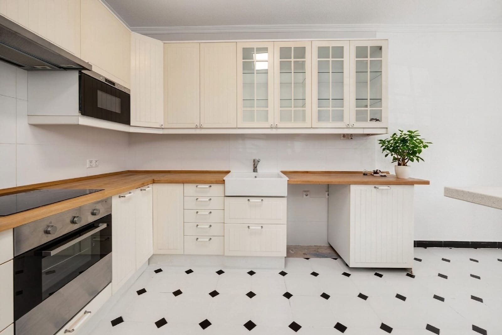 3 quarto Moradia Geminada para venda em Torrevieja com piscina - 360 000 € (Ref: 10051259)