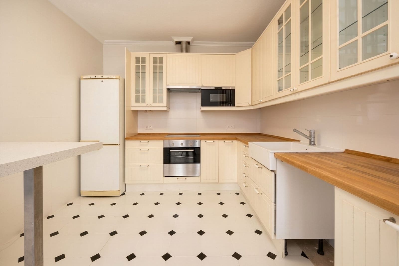 3 quarto Moradia Geminada para venda em Torrevieja com piscina - 360 000 € (Ref: 10051259)