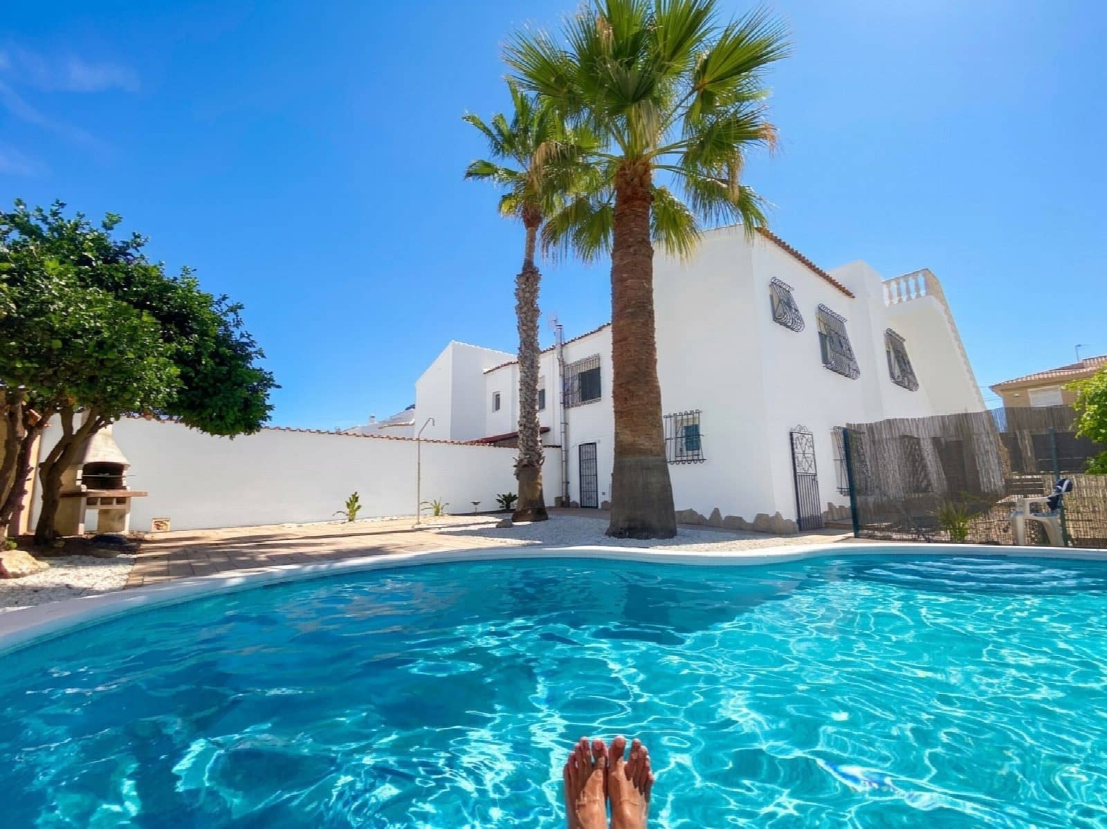 3 quarto Moradia Geminada para venda em Torrevieja com piscina - 360 000 € (Ref: 10051259)