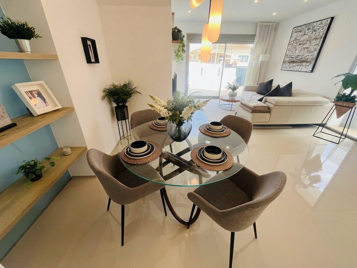 3 chambre Villa/Maison à vendre à Los Alcazares avec piscine garage - 595 000 € (Ref: 10051263)