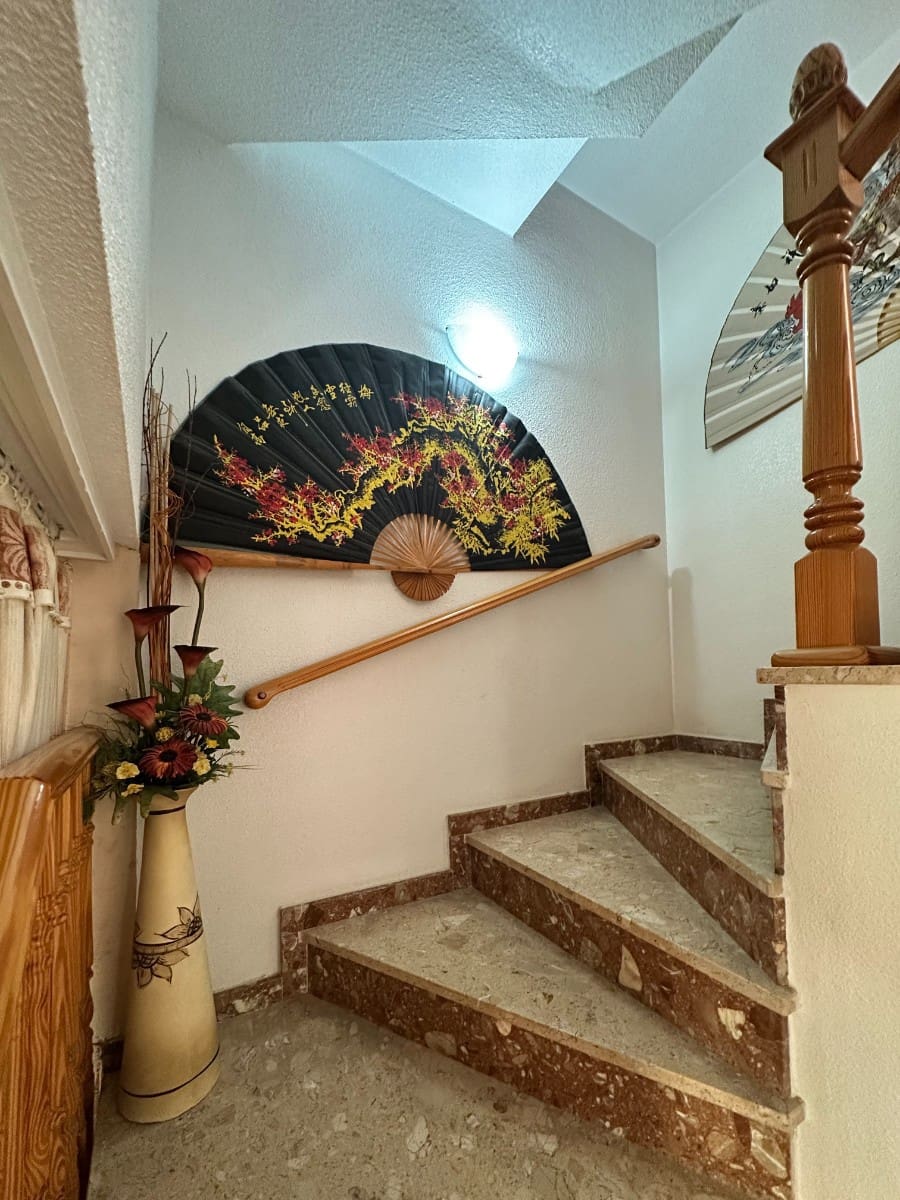 3 slaapkamer Rijtjeshuis te koop in Orihuela met zwembad - € 250.000 (Ref: 10051265)