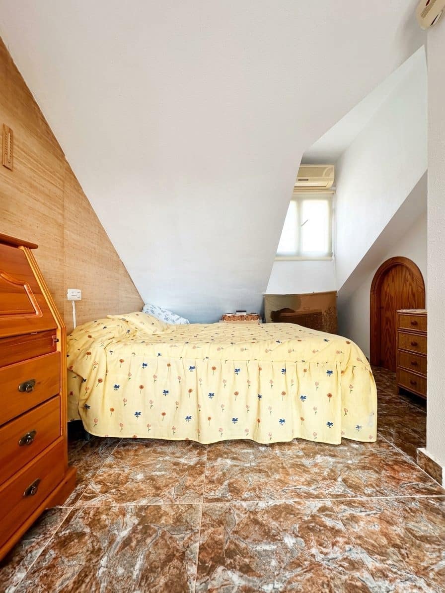 3 slaapkamer Rijtjeshuis te koop in Orihuela met zwembad - € 250.000 (Ref: 10051265)