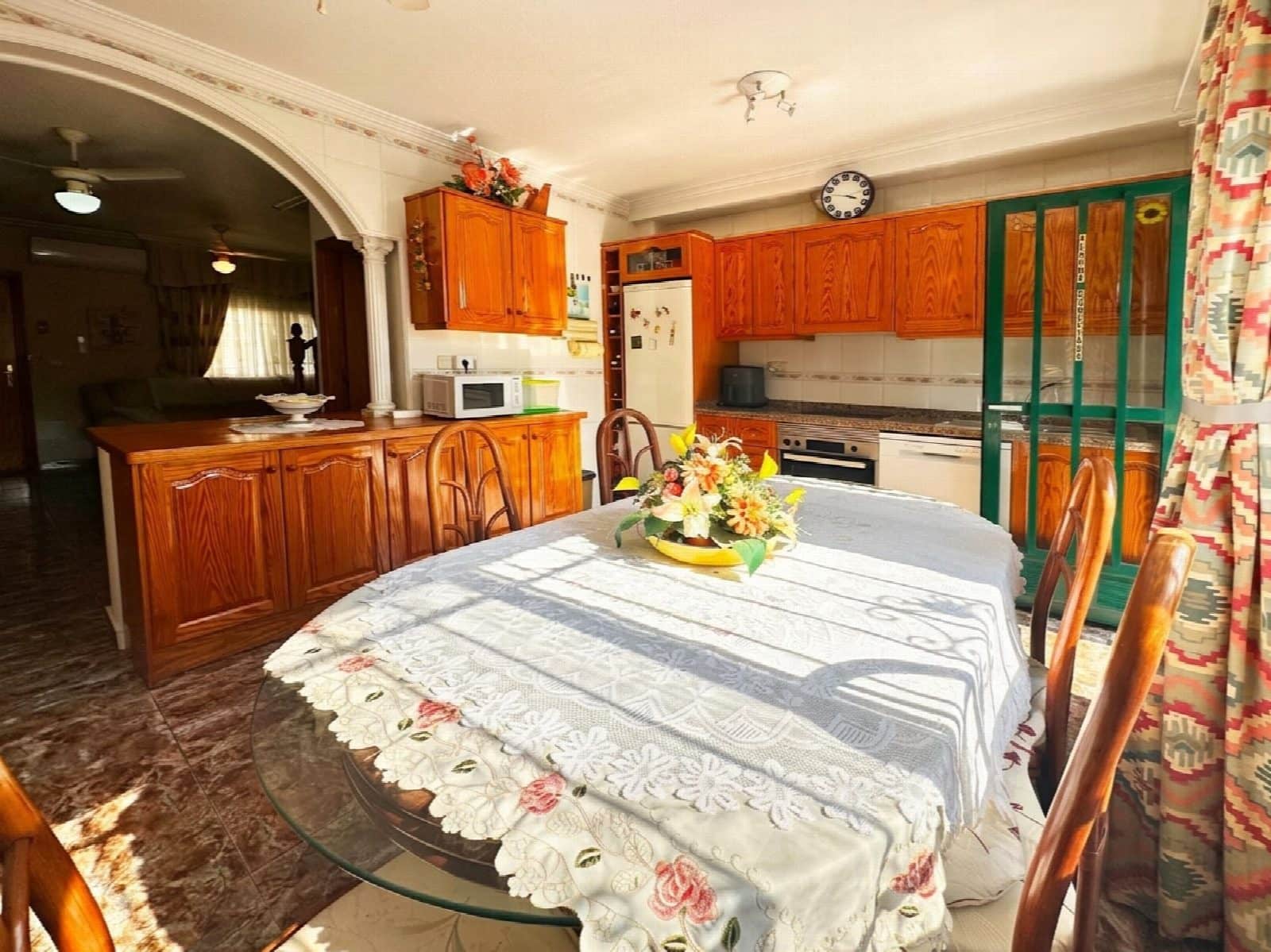 3 slaapkamer Rijtjeshuis te koop in Orihuela met zwembad - € 250.000 (Ref: 10051265)