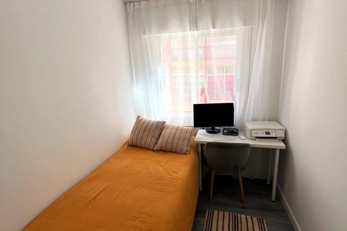 2 makuuhuone Ranta-asunto myytävänä paikassa Torrevieja - 189 000 € (Ref: 10051272)