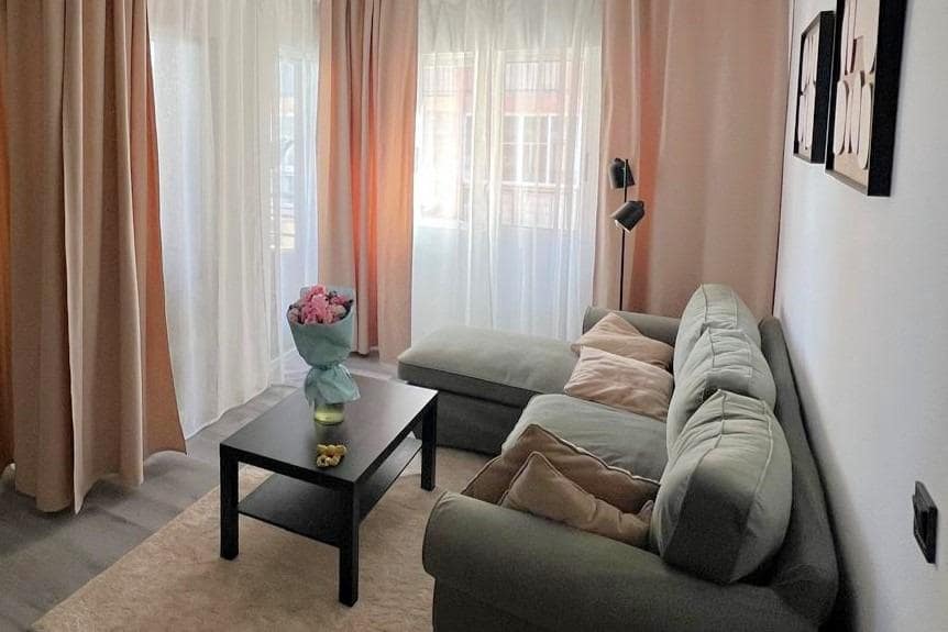 2 makuuhuone Ranta-asunto myytävänä paikassa Torrevieja - 189 000 € (Ref: 10051272)