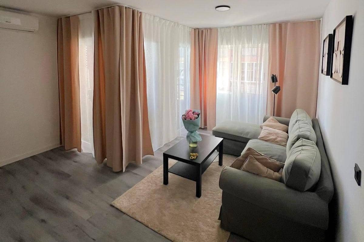 2 makuuhuone Ranta-asunto myytävänä paikassa Torrevieja - 189 000 € (Ref: 10051272)