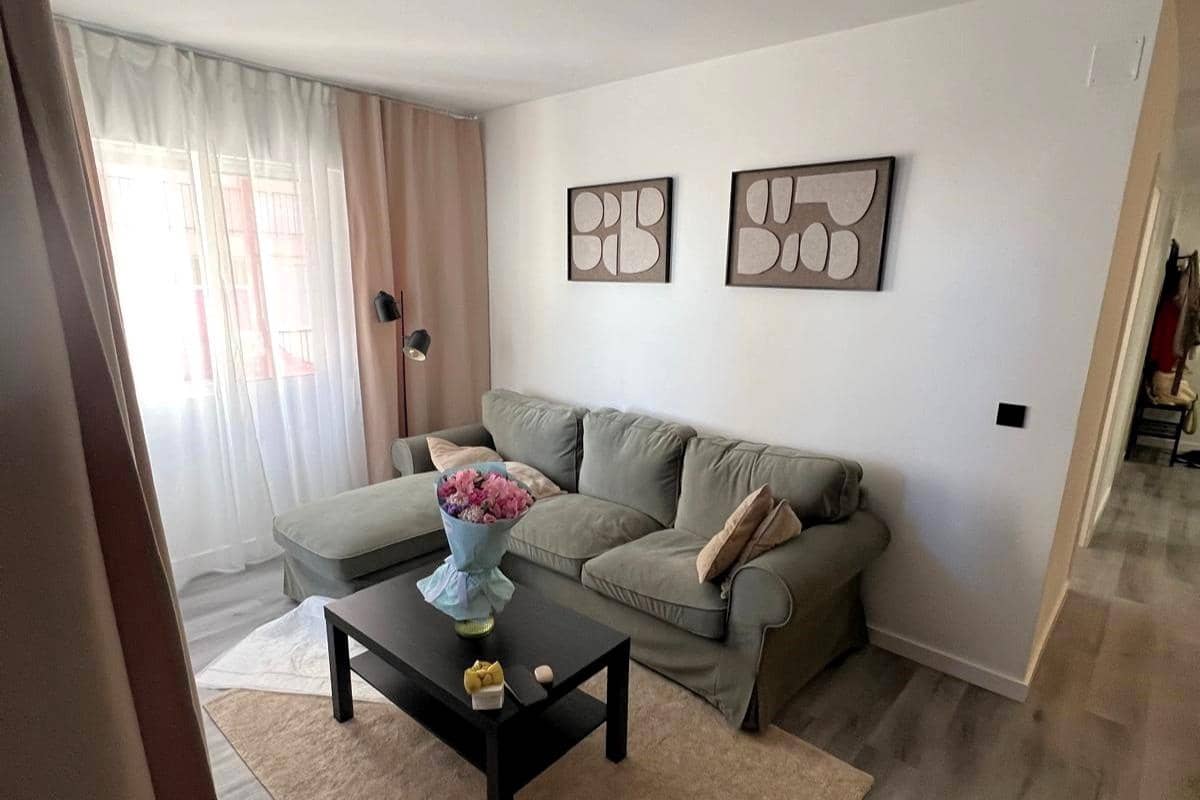 2 makuuhuone Ranta-asunto myytävänä paikassa Torrevieja - 189 000 € (Ref: 10051272)