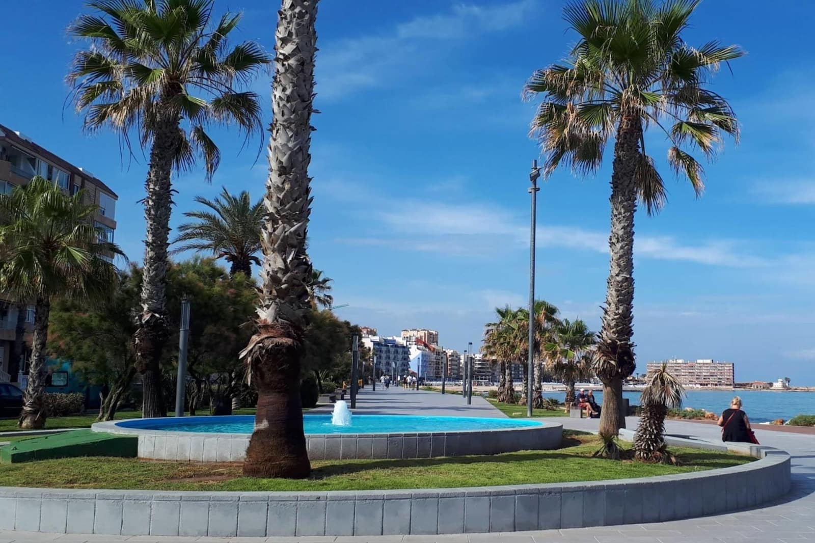 2 makuuhuone Ranta-asunto myytävänä paikassa Torrevieja - 189 000 € (Ref: 10051272)