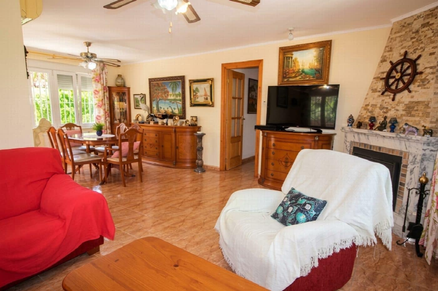 5 slaapkamer Villa te koop in Torrevieja met zwembad - € 470.000 (Ref: 10051274)