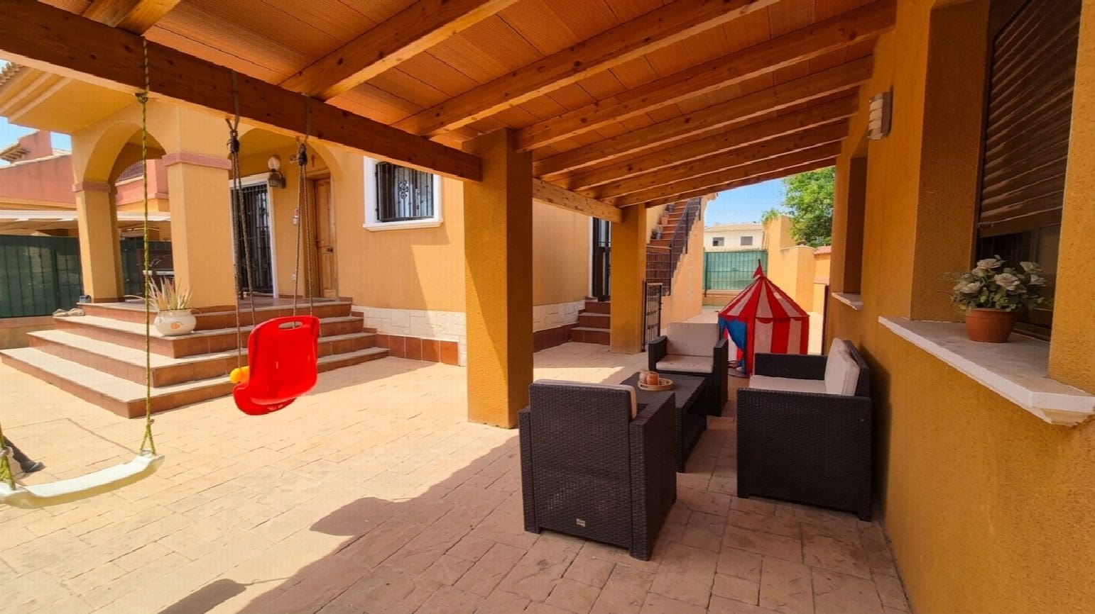 2 bedroom Villa for sale in Torrevieja with garage - € 322,400 (Ref: 10051277)