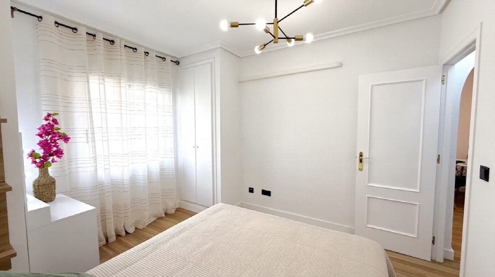 2 Zimmer Apartment zu verkaufen in Torrevieja - 164.900 € (Ref: 10051279)