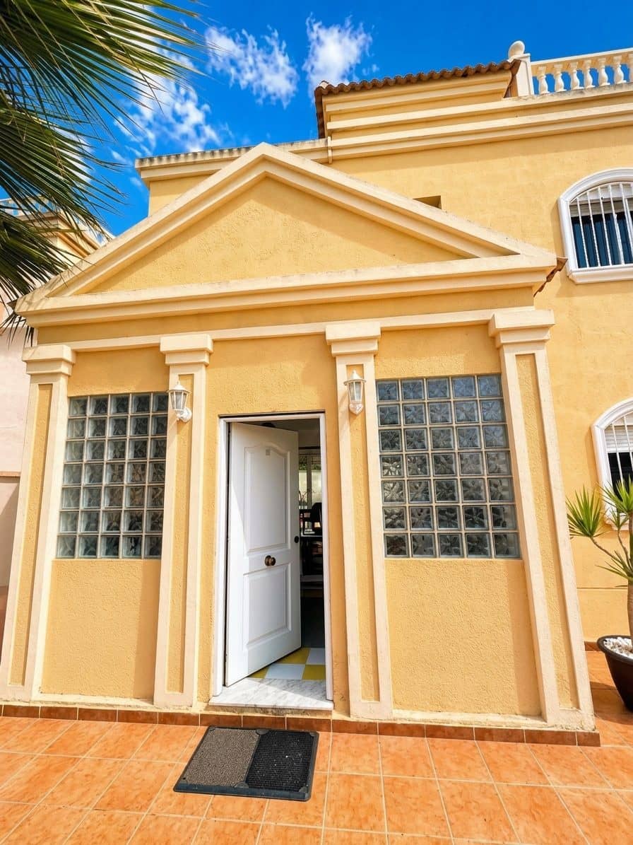 3 chambre Villa/Maison à vendre à Torrevieja - 399 000 € (Ref: 10051280)