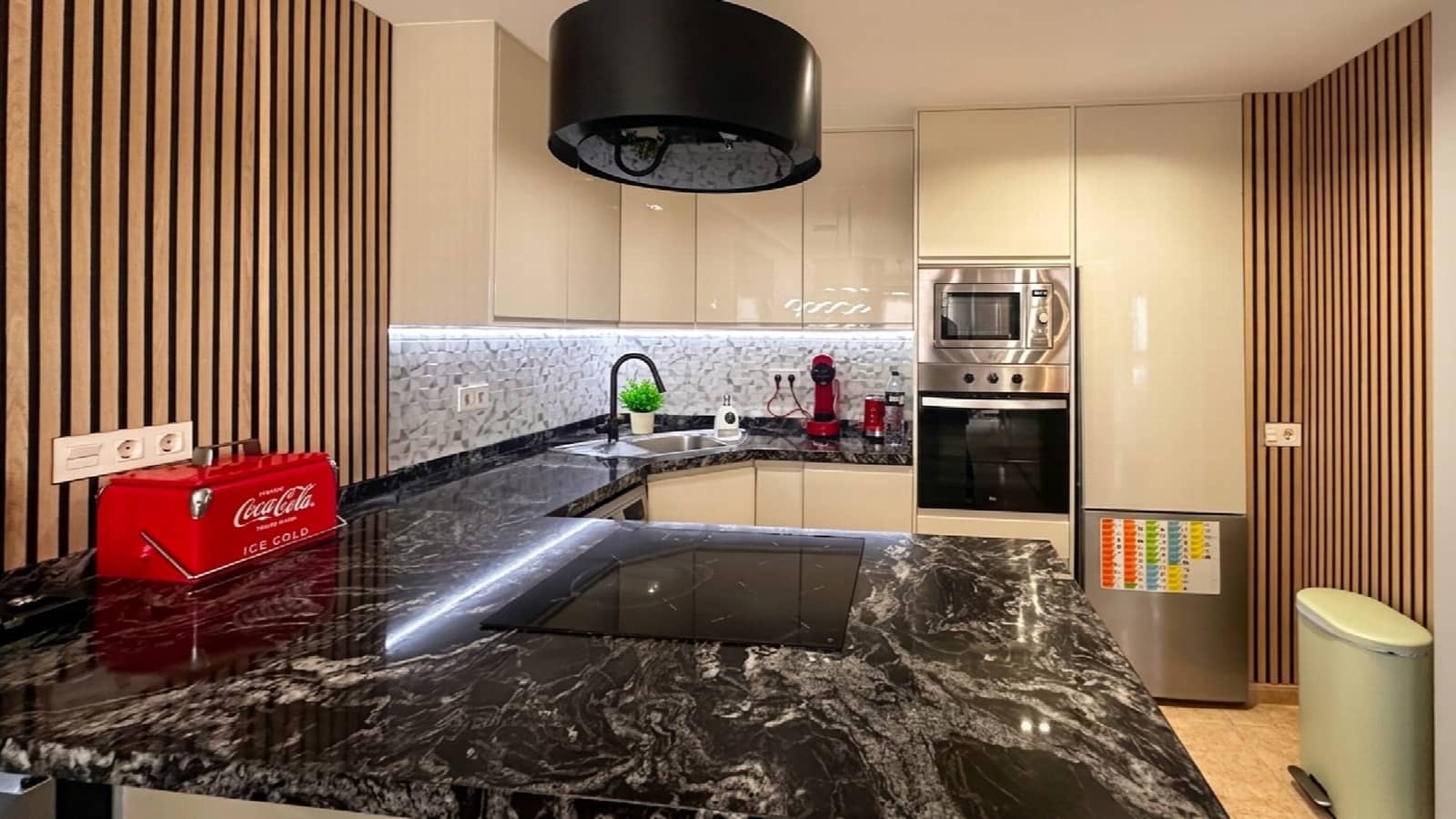 3 quarto Apartamento para venda em Torrevieja com piscina - 194 900 € (Ref: 10051281)