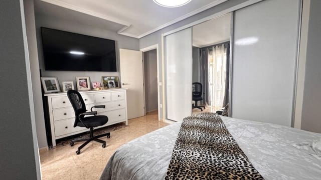 3 quarto Apartamento para venda em El Molino, Torrevieja com piscina - 194 900 € (Ref: 10051281)
