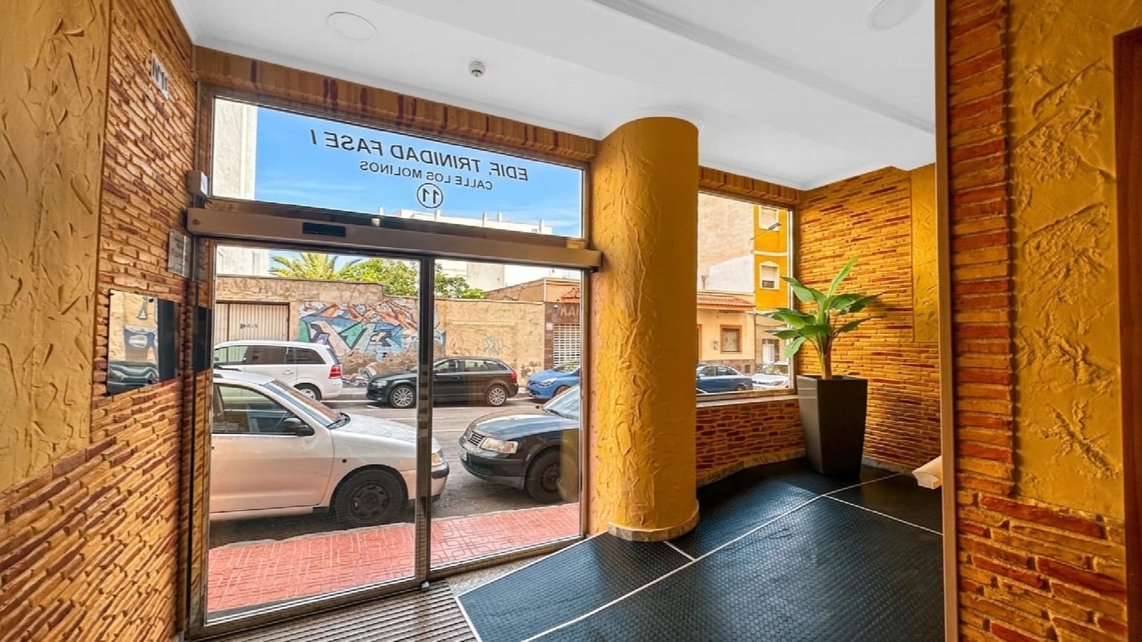 3 quarto Apartamento para venda em Torrevieja com piscina - 194 900 € (Ref: 10051281)