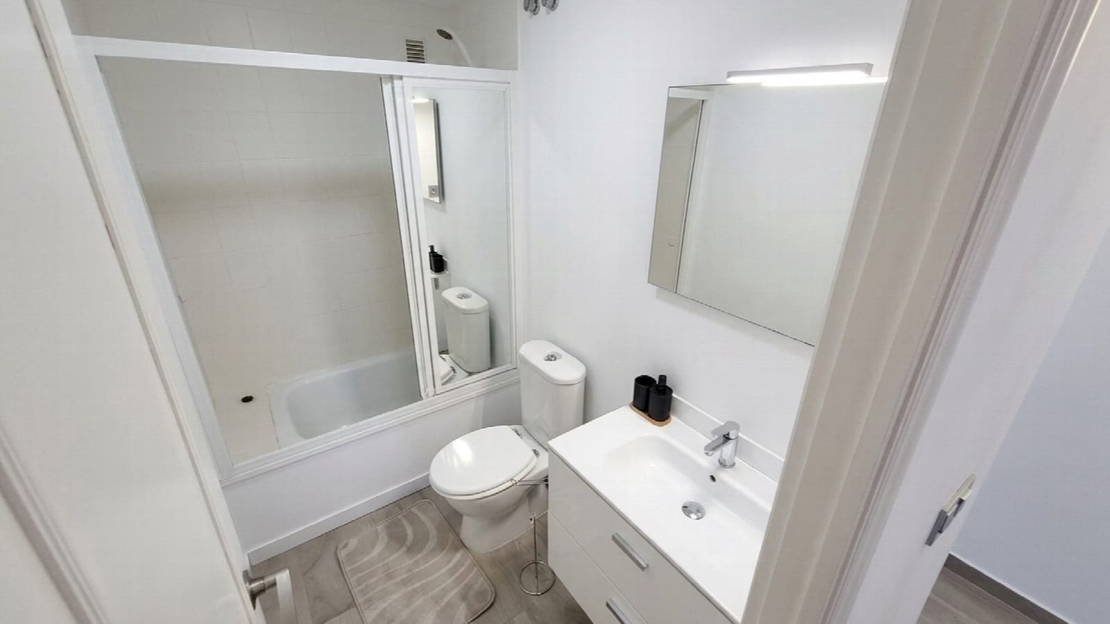 3 quarto Apartamento para venda em Torrevieja - 365 000 € (Ref: 10051283)