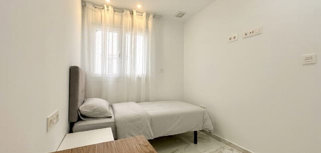 2 makuuhuone Huoneisto myytävänä paikassa Parque de las Naciones, Torrevieja - 239 000 € (Ref: 10051284)