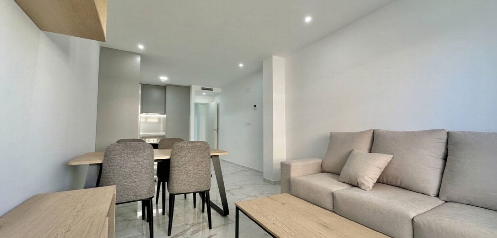 2 makuuhuone Huoneisto myytävänä paikassa Torrevieja - 239 000 € (Ref: 10051284)