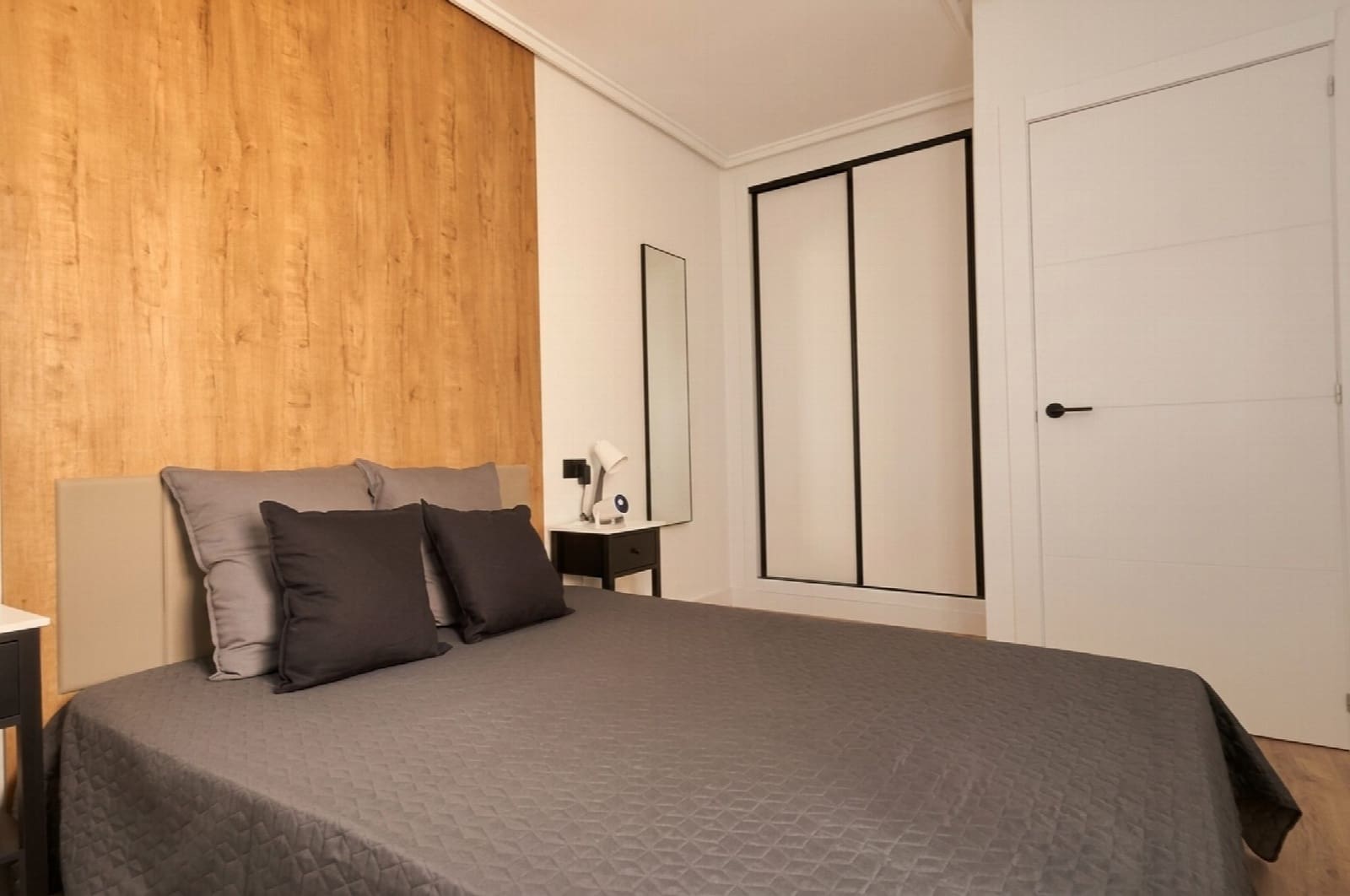 1 Zimmer Apartment zu verkaufen in Torrevieja - 167.000 € (Ref: 10051286)