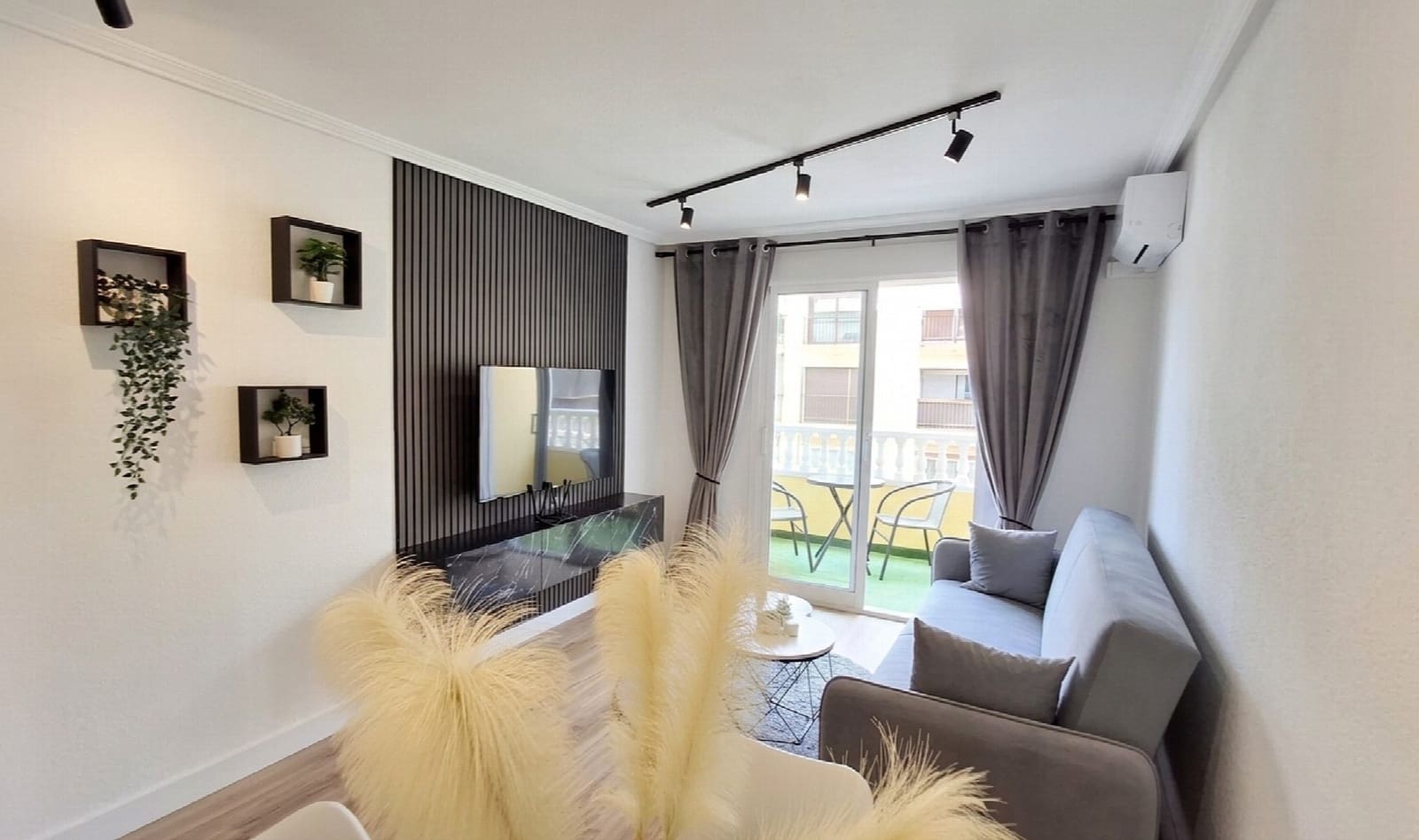 1 Zimmer Apartment zu verkaufen in Torrevieja - 167.000 € (Ref: 10051286)