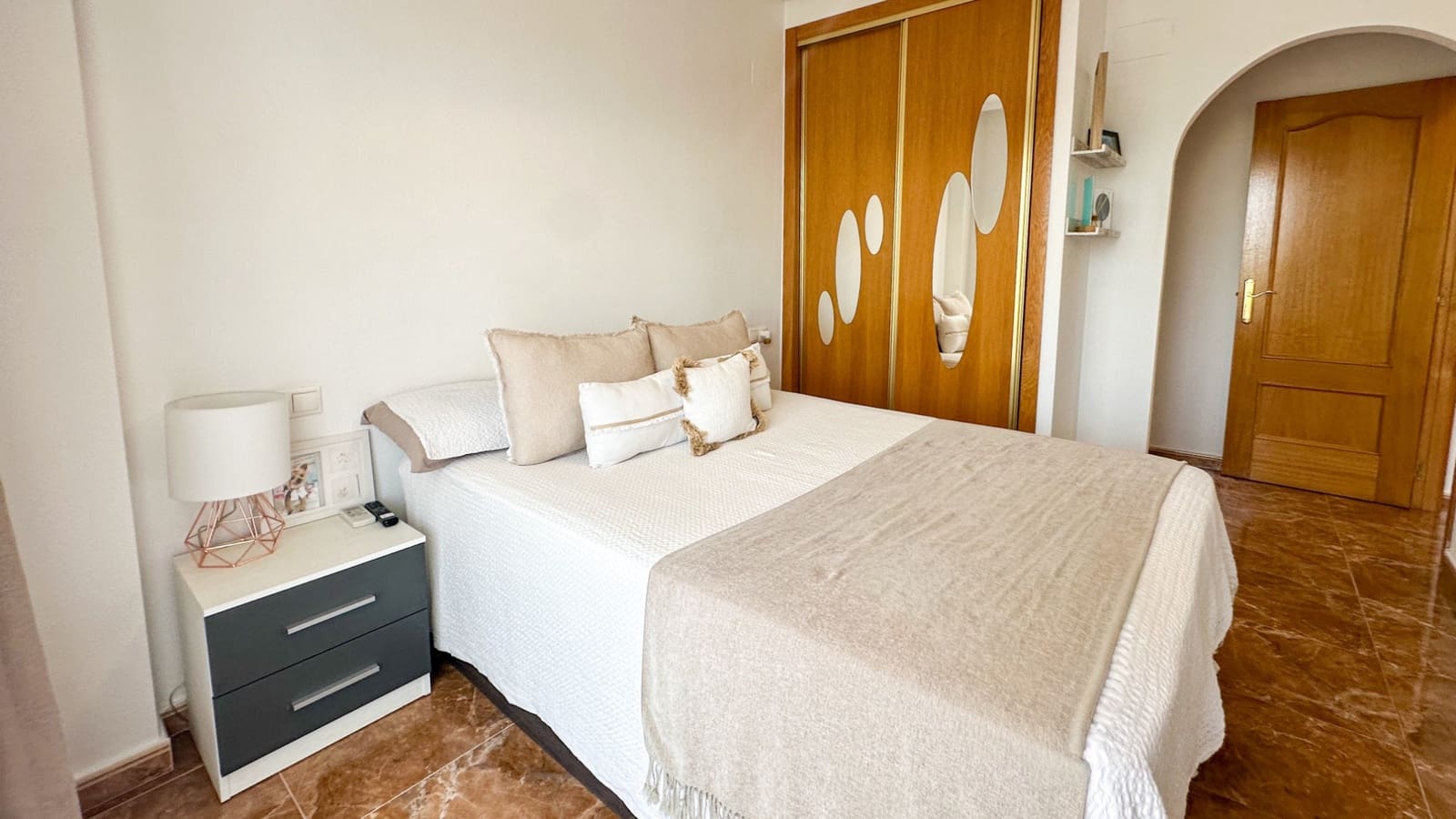 2 Zimmer Apartment zu verkaufen in Guardamar del Segura mit Pool Garage - 215.000 € (Ref: 10051290)