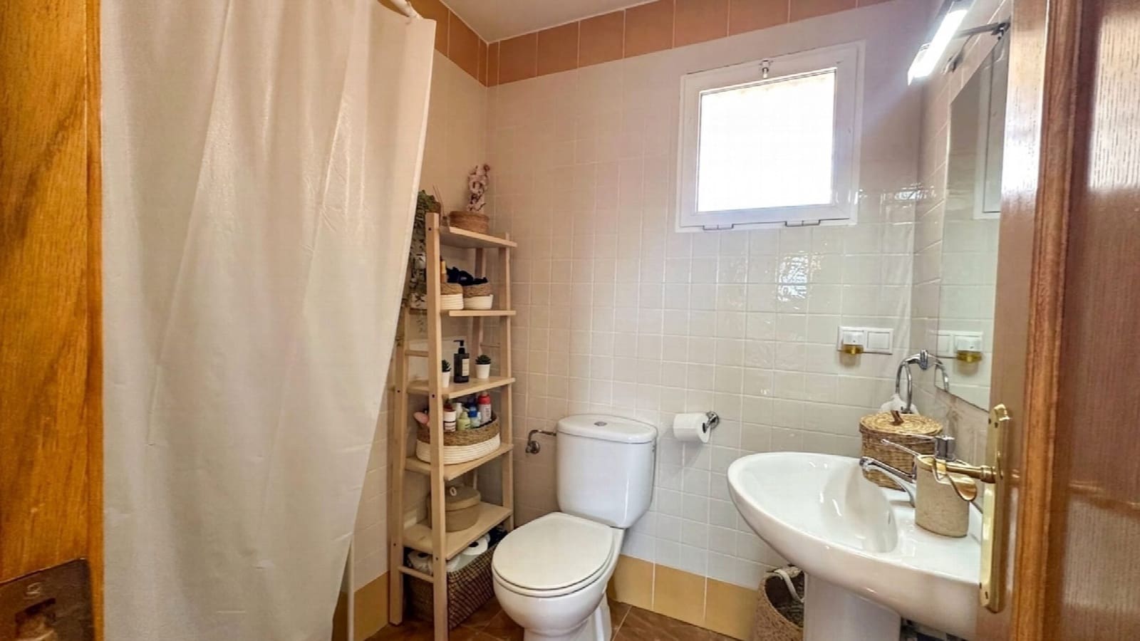 2 Zimmer Apartment zu verkaufen in Guardamar del Segura mit Pool Garage - 215.000 € (Ref: 10051290)