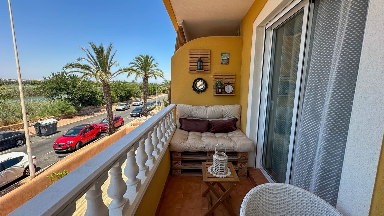 2 Zimmer Apartment zu verkaufen in Guardamar del Segura mit Pool Garage - 215.000 € (Ref: 10051290)