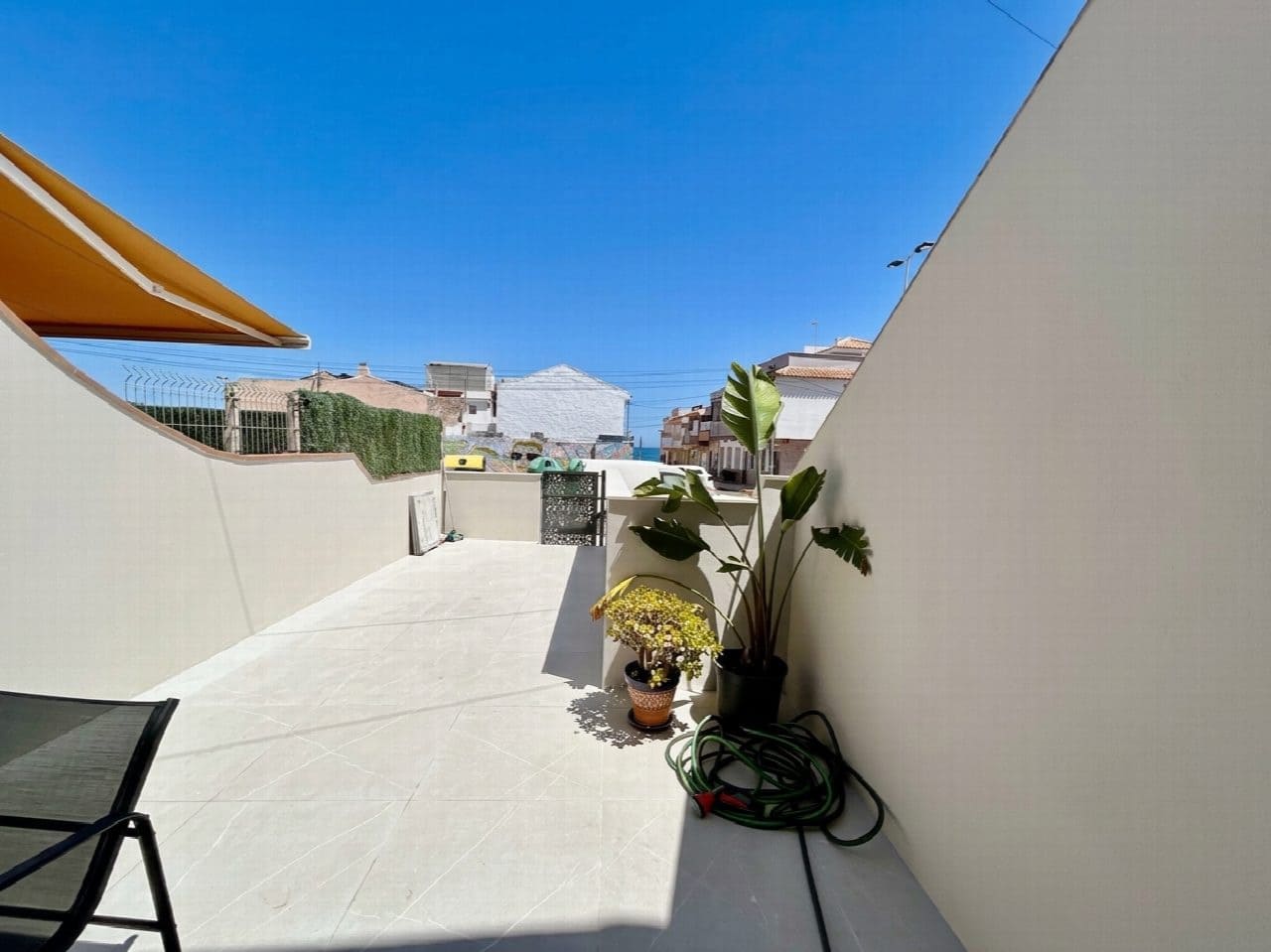 Apartamento Playa de 2 habitaciones en Torrevieja en venta con garaje - 249.000 € (Ref: 10051291)