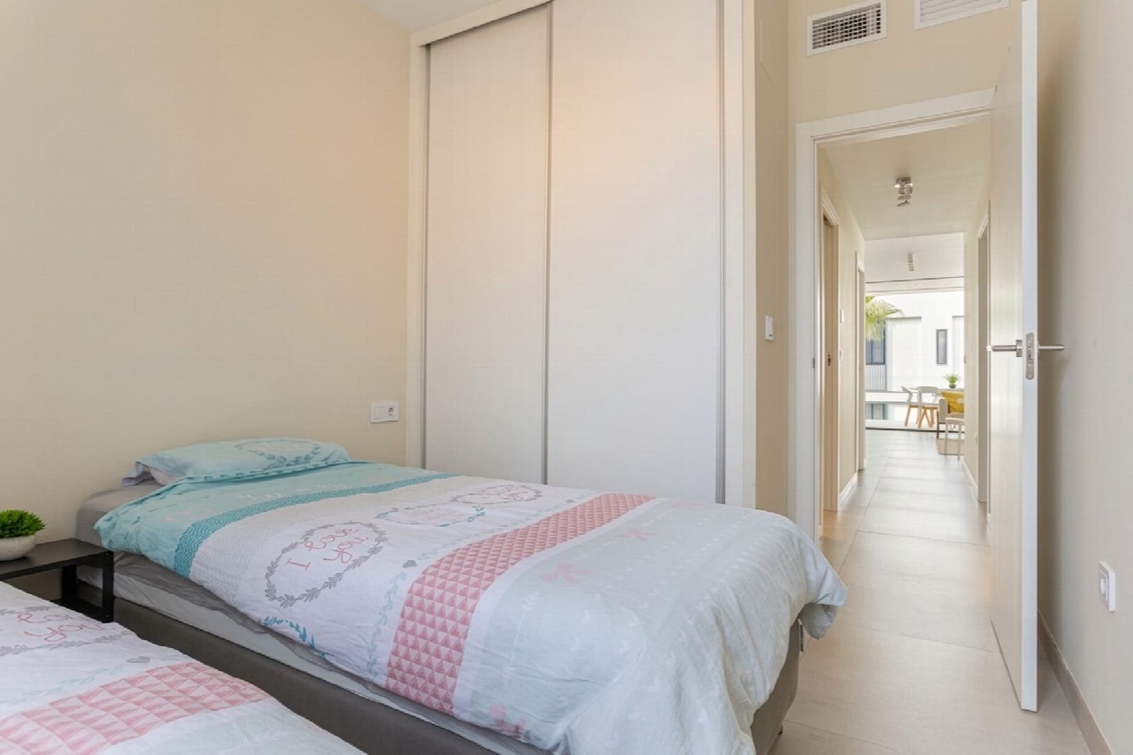 3 sypialnia Apartament na sprzedaż w Mar de Cristal z basenem garażem - 299 000 € (Ref: 10051294)