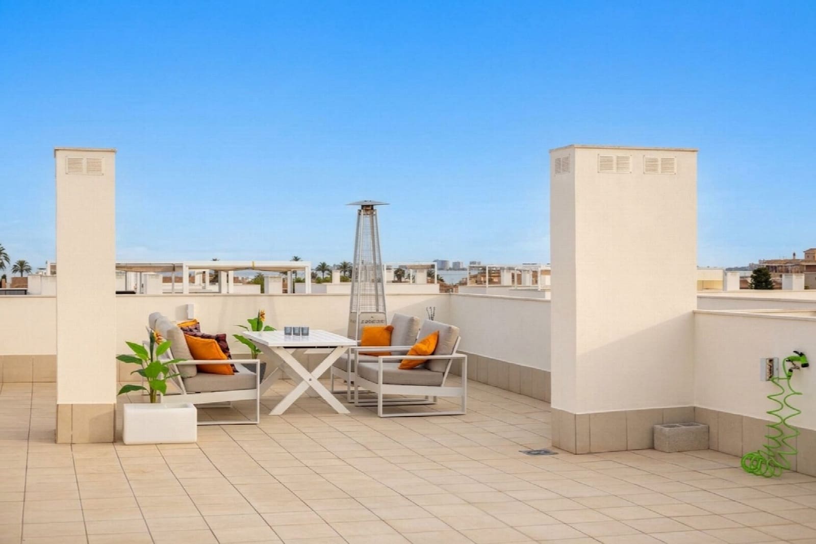 3 sypialnia Apartament na sprzedaż w Mar de Cristal z basenem garażem - 299 000 € (Ref: 10051294)
