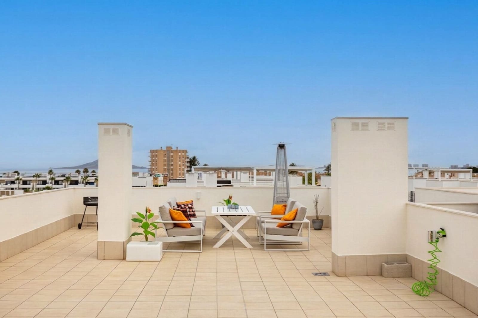 3 sypialnia Apartament na sprzedaż w Mar de Cristal z basenem garażem - 299 000 € (Ref: 10051294)