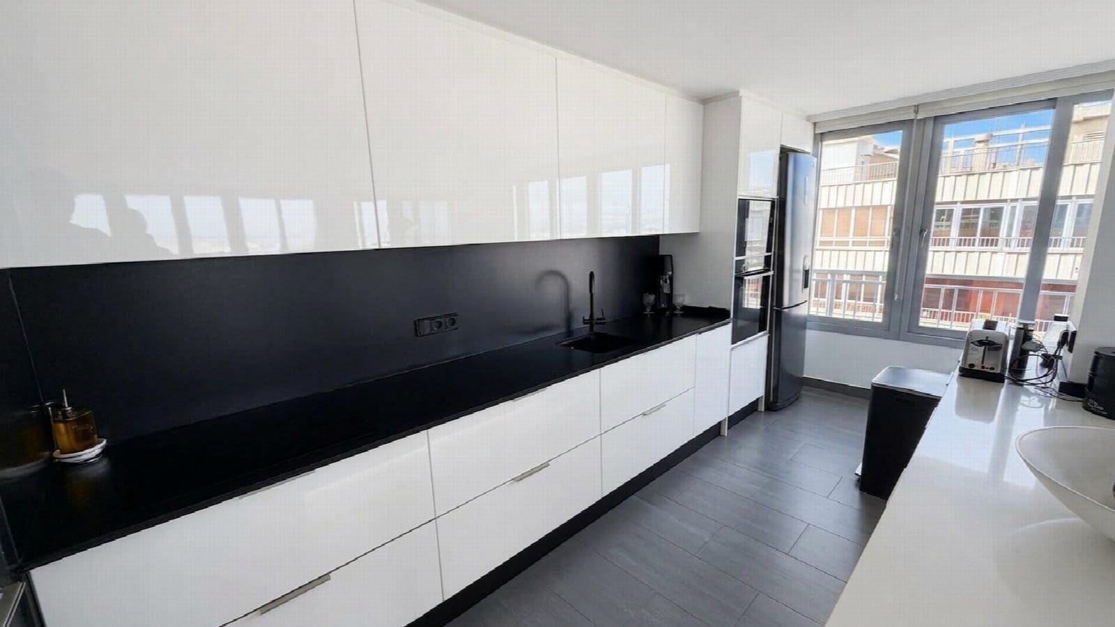 2 quarto Penthouse para venda em Torrevieja com piscina - 369 900 € (Ref: 10051296)