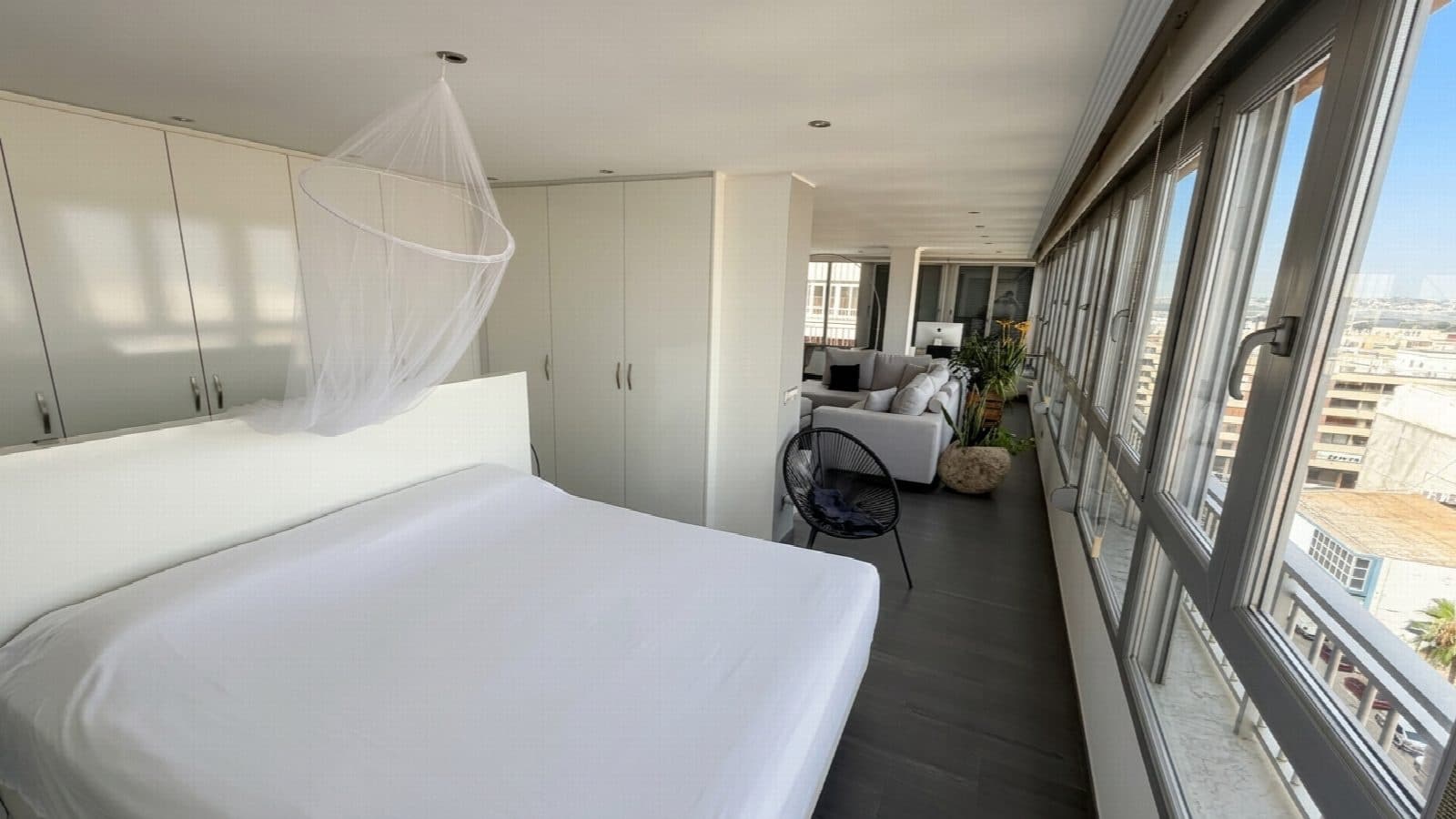 2 quarto Penthouse para venda em Torrevieja com piscina - 369 900 € (Ref: 10051296)