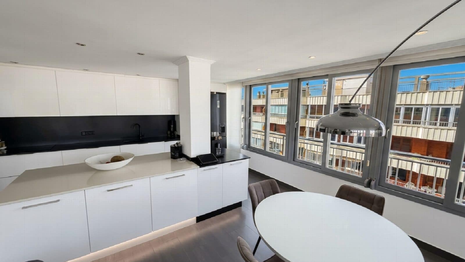 2 quarto Penthouse para venda em Torrevieja com piscina - 369 900 € (Ref: 10051296)