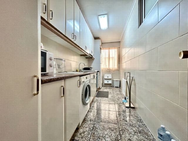 3 bedroom Beach Apartment for sale in Punta Prima, Orihuela with garage - € 225,000 (Ref: 10051297)