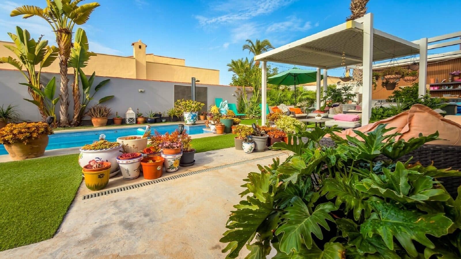 2 sovrum Villa till salu i Torrevieja med pool - 465 000 € (Ref: 10051304)