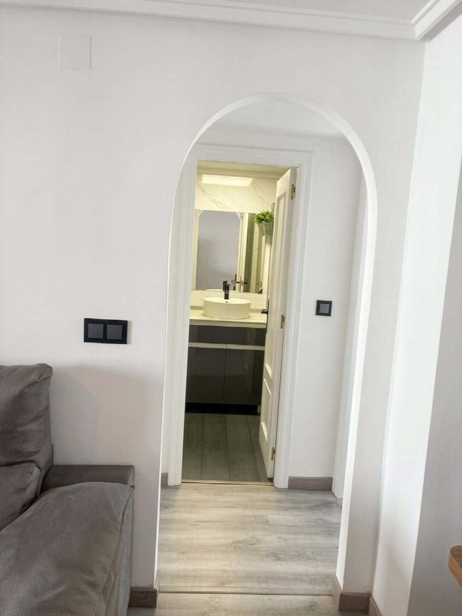 2 slaapkamer Appartement te koop in Torrevieja - € 159.000 (Ref: 10051306)