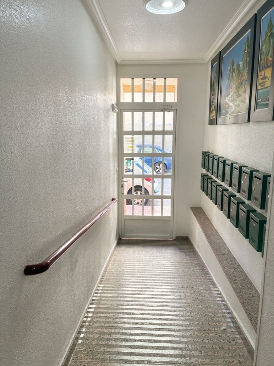 2 slaapkamer Appartement te koop in Torrevieja - € 159.000 (Ref: 10051306)