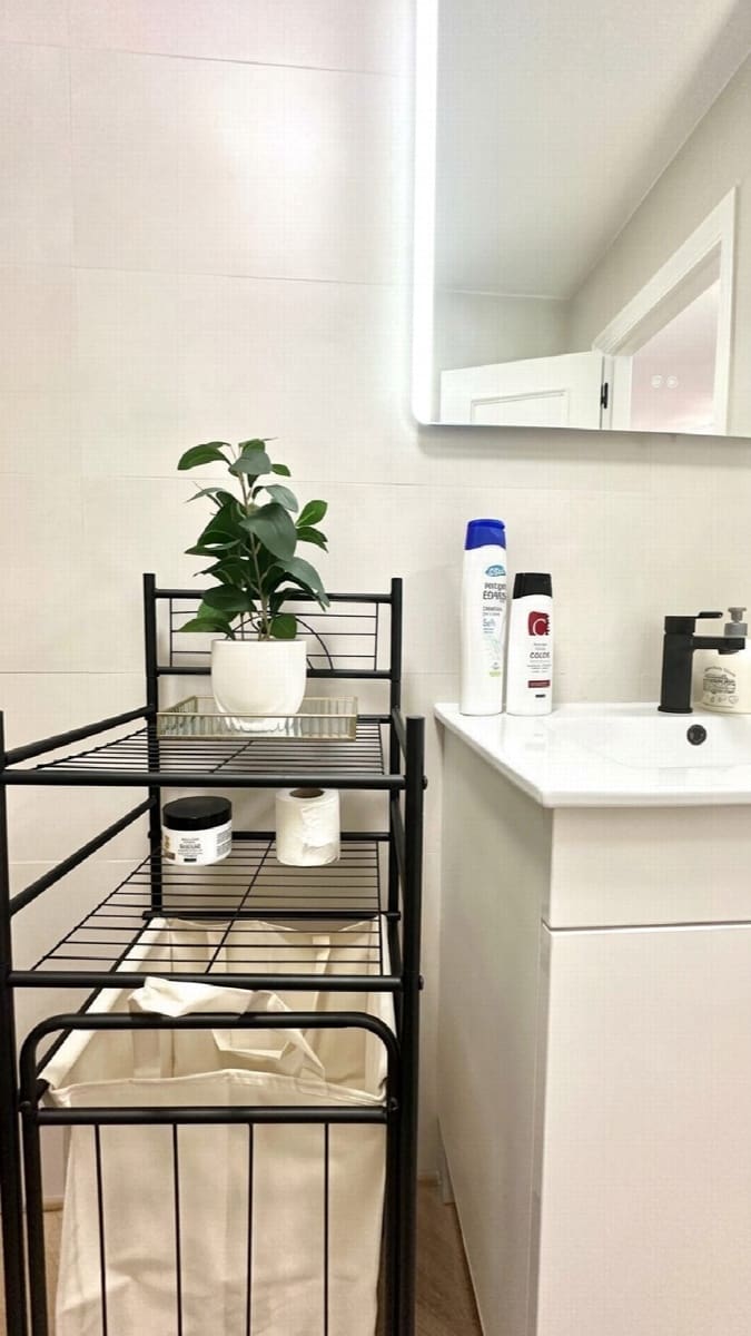 Apartamento de 2 habitaciones en Torrevieja en venta con piscina - 164.900 € (Ref: 10051309)
