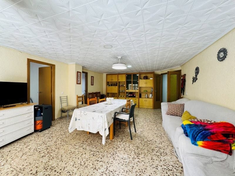 3 quarto Apartamento de Praia para venda em Torrevieja - 310 000 € (Ref: 10051312)