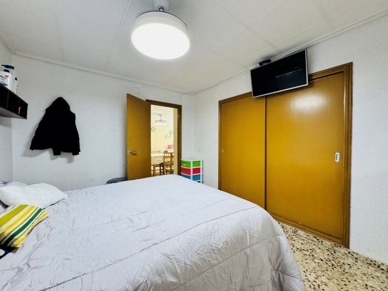 3 quarto Apartamento de Praia para venda em Torrevieja - 310 000 € (Ref: 10051312)