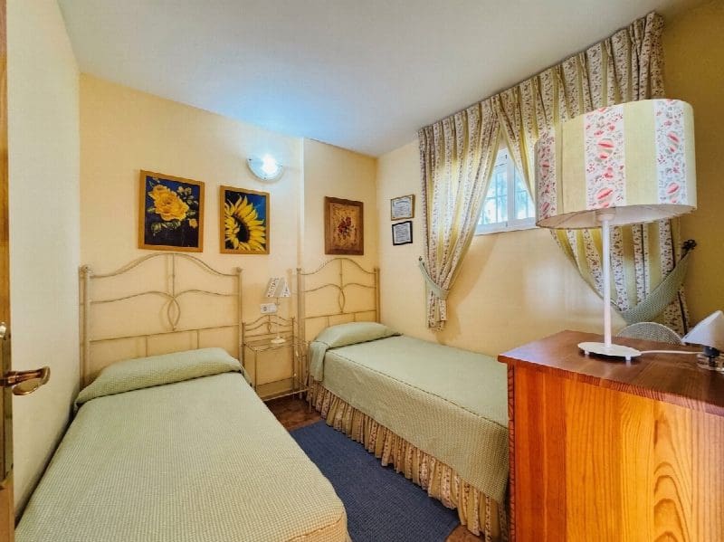2 slaapkamer Appartement te koop in Torrevieja met zwembad garage - € 175.000 (Ref: 10051313)