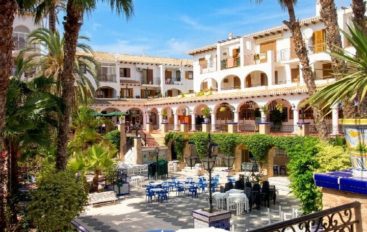 2 bedroom Apartment for sale in Orihuela with pool garage - € 229,000 (Ref: 10051315)